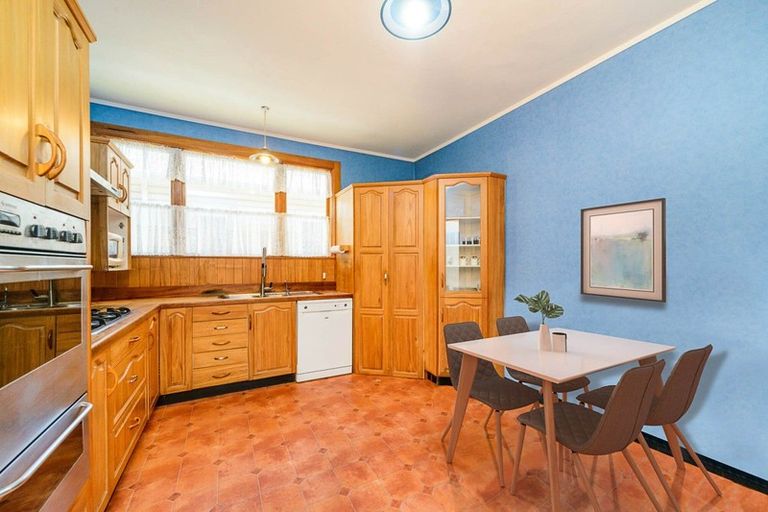 Photo of property in 11 Mere Mere Avenue, Palmerston North, 4414