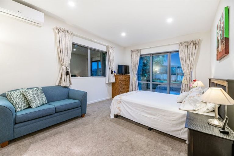 Photo of property in 11 Irongate Avenue, Ranui, Auckland, 0612