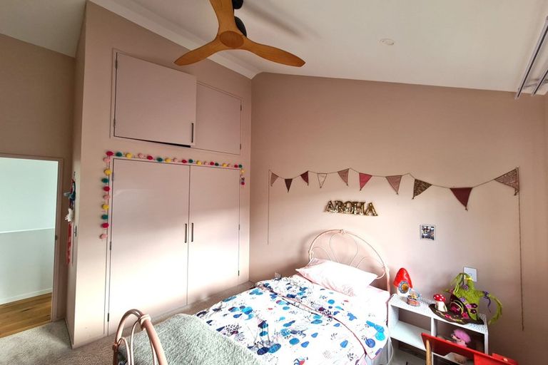 Photo of property in 39a Verbena Road, Birkdale, Auckland, 0626