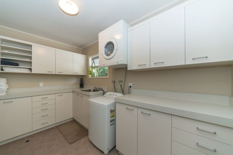 Photo of property in 196 Victoria Avenue, Hokowhitu, Palmerston North, 4410