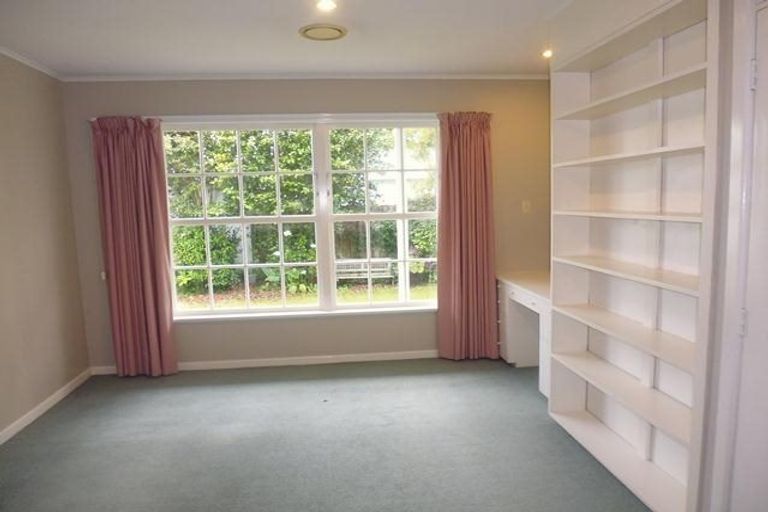 Photo of property in 16a Bellevue Road, Woburn, Lower Hutt, 5010