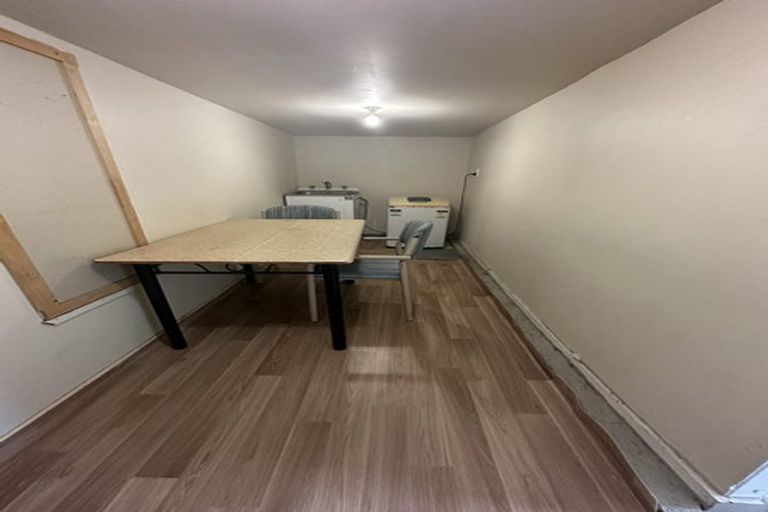 Photo of property in 86 Marlborough Avenue, Glenfield, Auckland, 0629