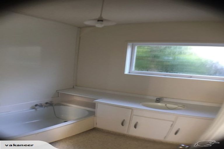 Photo of property in 14 Atlanta Grove, Brooklyn, Wellington, 6021