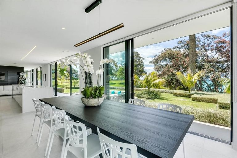 Photo of property in 36 Oceania Place, Mellons Bay, Auckland, 2014