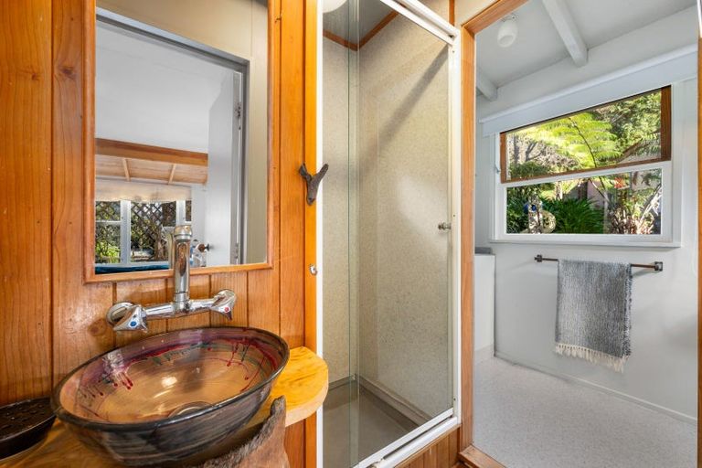 Photo of property in 810a Queen Charlotte Drive, Havelock, 7281