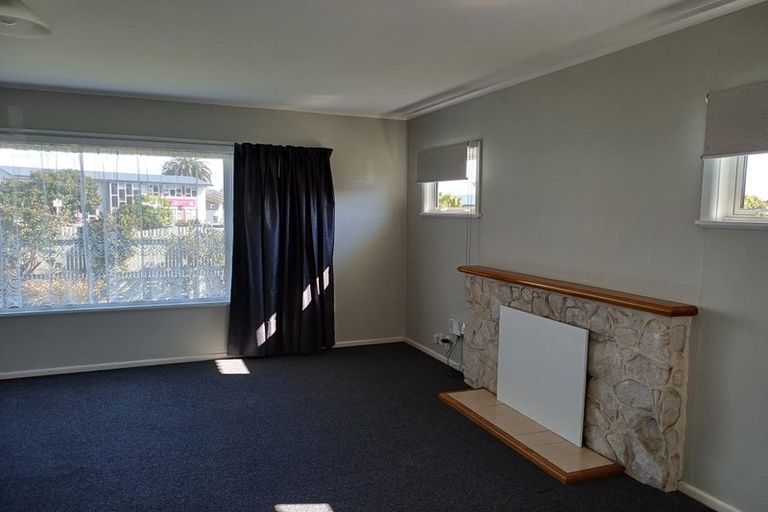 Photo of property in 2 Fergusson Street, Stoke, Nelson, 7011