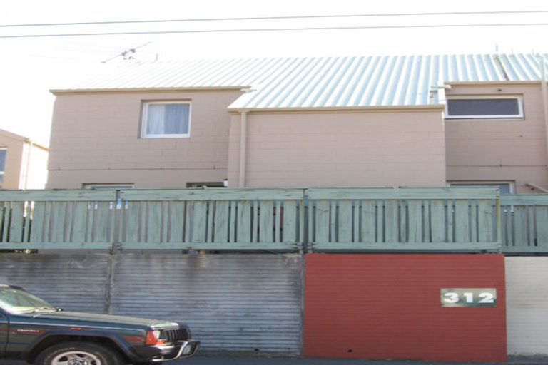 Photo of property in 312 Mansfield Street, Newtown, Wellington, 6021