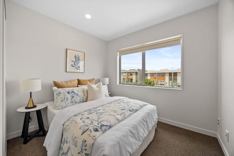 Photo of property in 4 Meritage Lane, Te Atatu South, Auckland, 0610