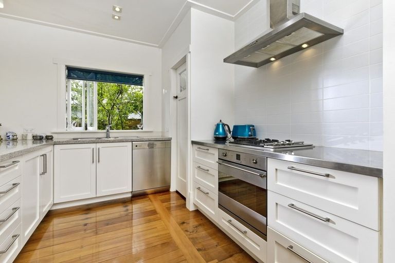 Photo of property in 3 Macky Avenue, Devonport, Auckland, 0624