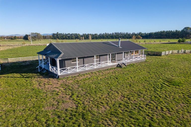 Photo of property in 90 Settlement Road, Morison Bush, Greytown, 5794