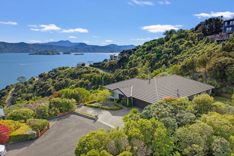 Photo of property in 23 Marina View Estate, Waikawa, Picton, 7281