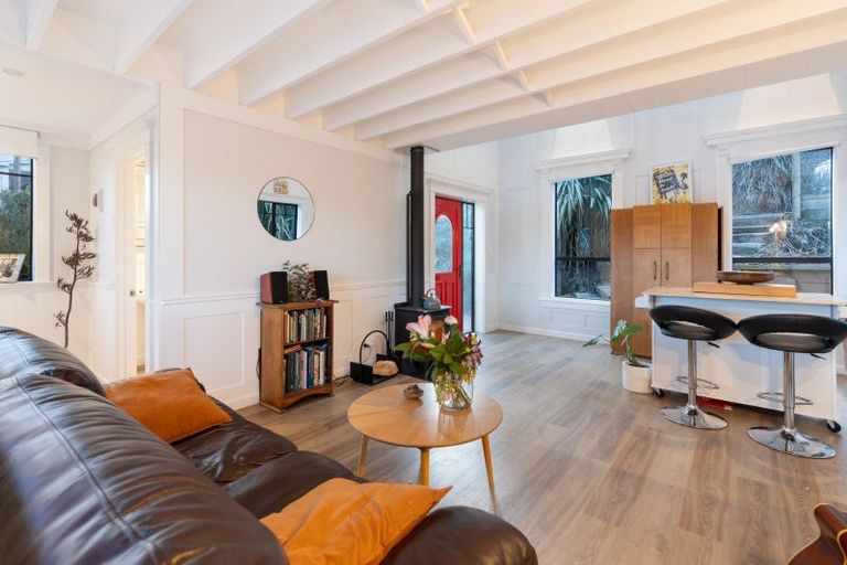 Photo of property in 2 Waireka Street, Ravensbourne, Dunedin, 9022