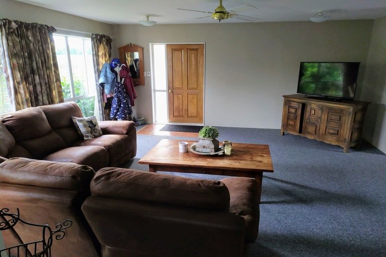 Photo of property in 99 Forest Drive, Methven, 7730