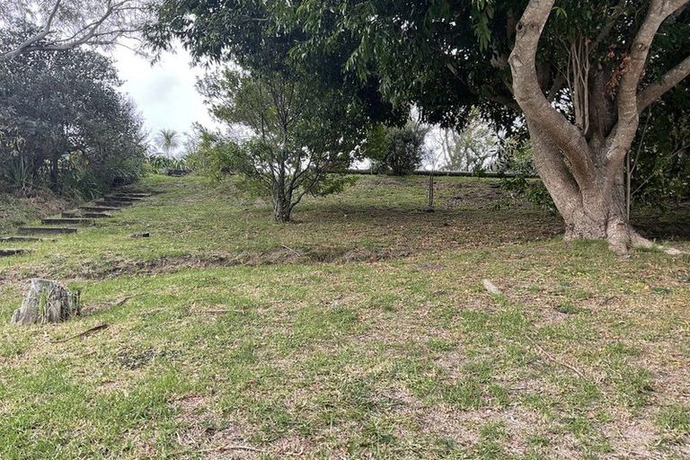 Photo of property in 11 Hillside Crescent, Leigh, 0985