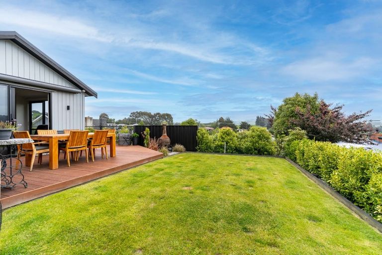 Photo of property in 10 Trudi Place, Green Island, Dunedin, 9018