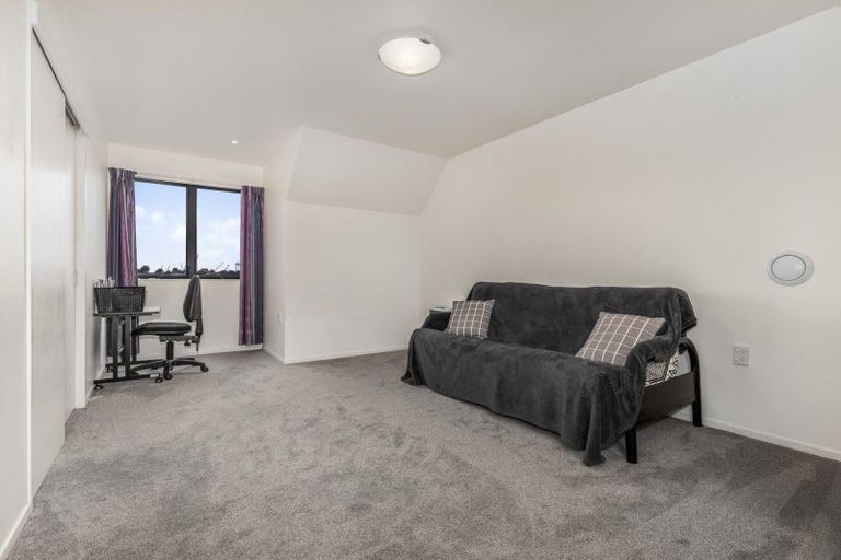 Photo of property in 14 Okarito Avenue, Levin, 5510