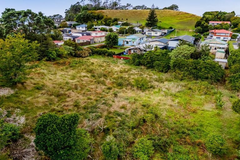 Photo of property in 86 Pioneer Road, Moturoa, New Plymouth, 4310