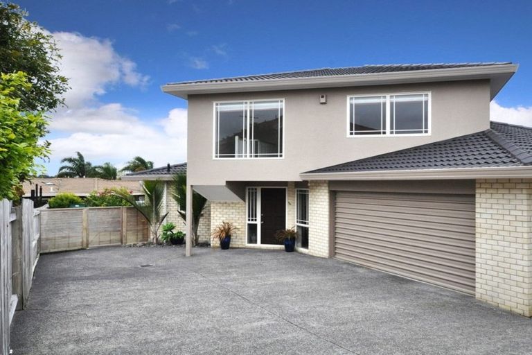 Photo of property in 2/6 Daria Place, Northpark, Auckland, 2013