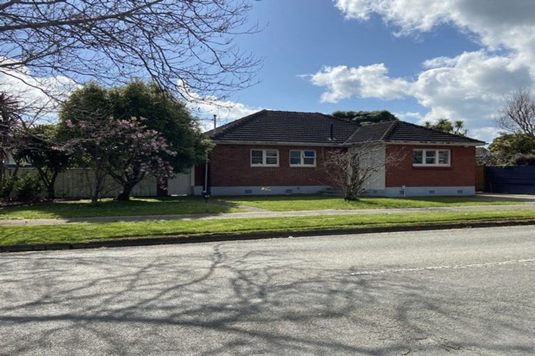 Photo of property in 45 Rangiora Avenue, Roslyn, Palmerston North, 4414