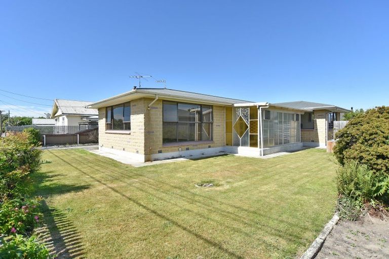Photo of property in 5 Mortlake Street, Islington, Christchurch, 8042