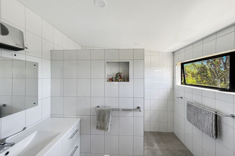 Photo of property in 8336 State Highway 35, Whanarua Bay, Opotiki, 3199