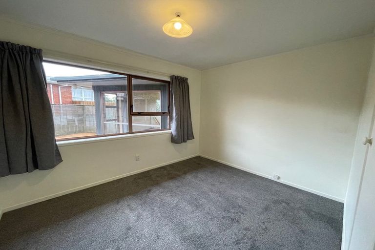 Photo of property in 27 Chatsworth Crescent, Pakuranga Heights, Auckland, 2010