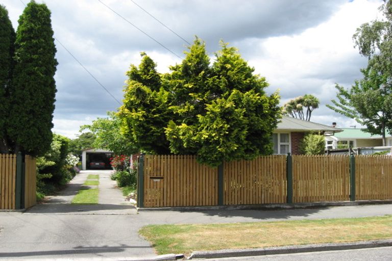 Photo of property in 14 Everest Street, Burnside, Christchurch, 8053