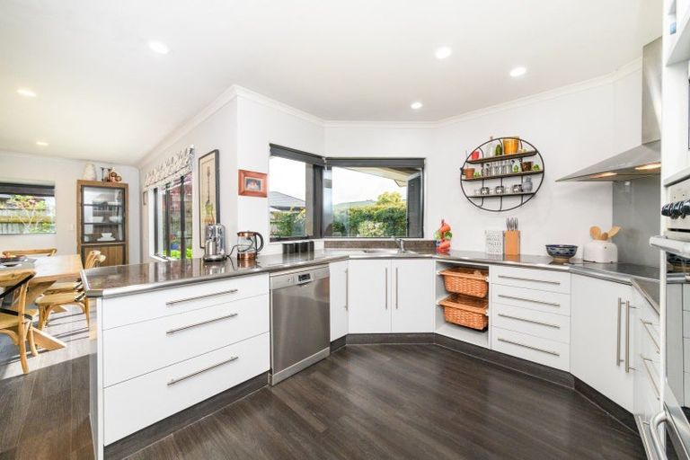 Photo of property in 18 Ursula Drive, Feilding, 4702