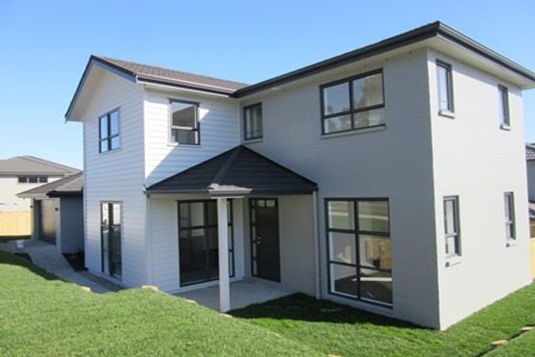 Photo of property in 36 Mackay Drive, Greenhithe, Auckland, 0632