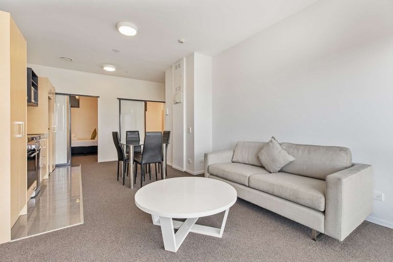 Photo of property in Twin Towers, 1008/17 Putney Way, Manukau, Auckland, 2104