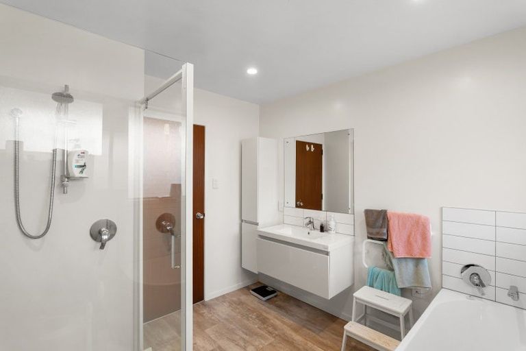 Photo of property in 4/88 Office Road, Merivale, Christchurch, 8014