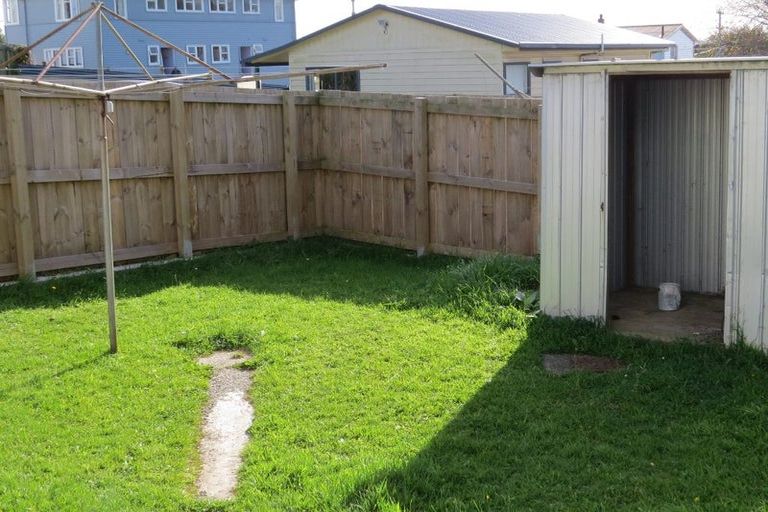 Photo of property in 141a-d Bedford Street, Cannons Creek, Porirua, 5024