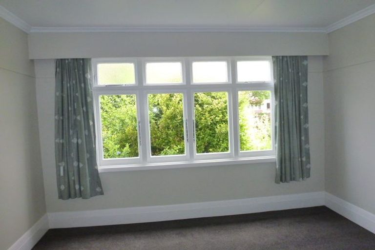 Photo of property in 22 Knowles Street, Terrace End, Palmerston North, 4410