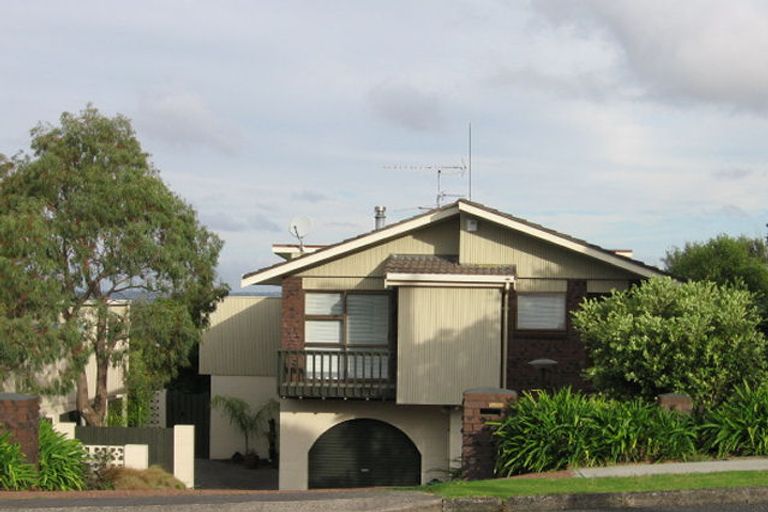 Photo of property in 219 Royal Road, Massey, Auckland, 0614