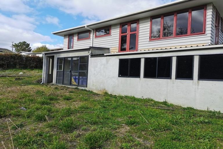 Photo of property in 126 Waimumu Road, Massey, Auckland, 0614