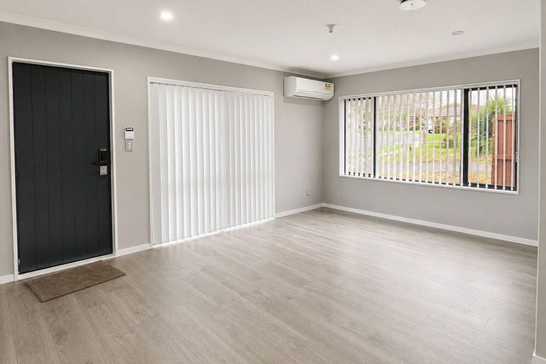 Photo of property in 37 Foxlaw Street, Randwick Park, Auckland, 2105