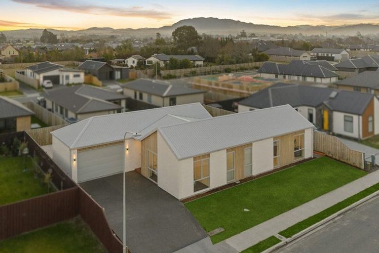 Photo of property in 20 Greig Crescent, Amberley, 7410