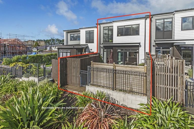 Photo of property in 13a Nellie Drive, Kumeu, 0810