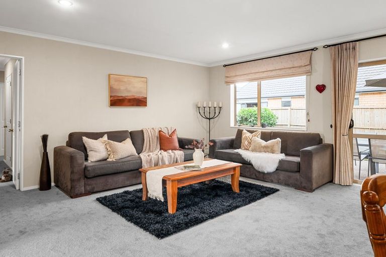 Photo of property in 10 Kirk Close, Rototuna, Hamilton, 3210