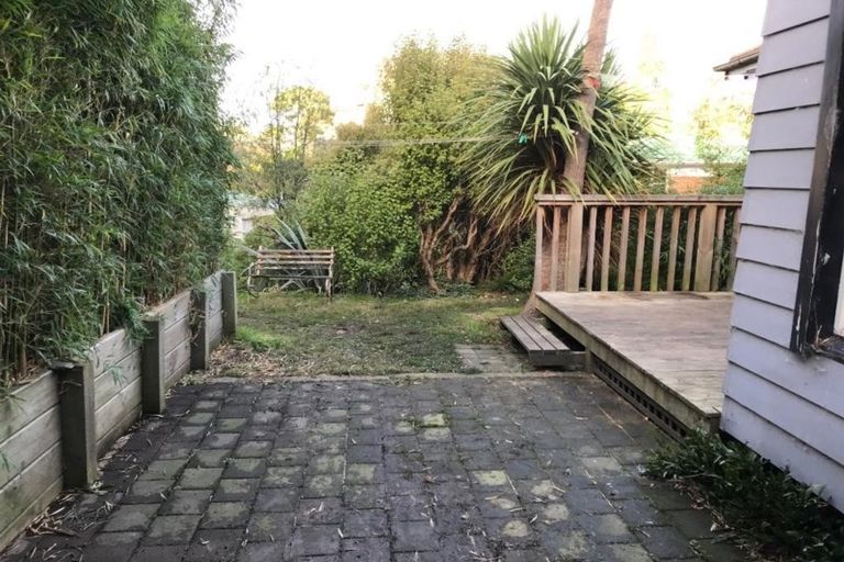 Photo of property in 43 Lawrence Street, Mornington, Dunedin, 9011