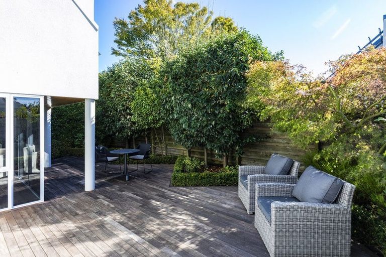 Photo of property in 79b Leinster Road, Merivale, Christchurch, 8014