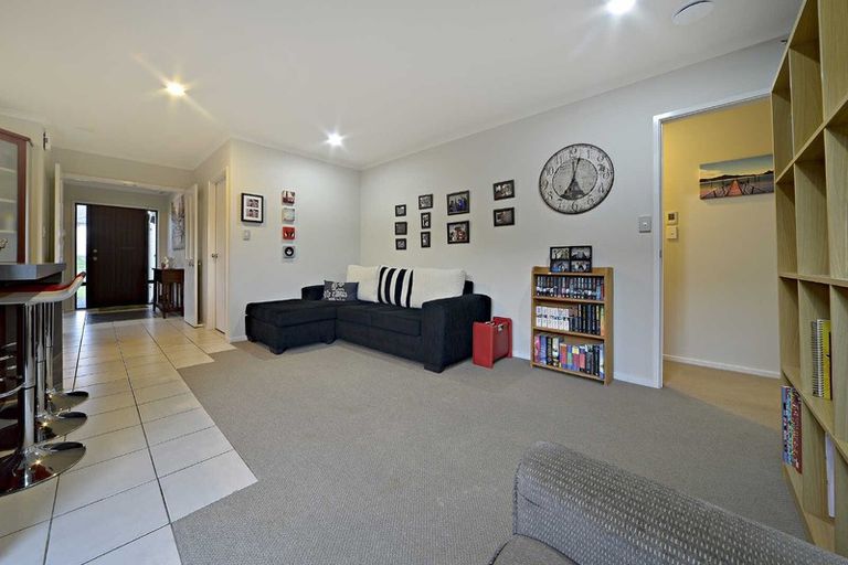 Photo of property in 4 Gordal Place, Flat Bush, Auckland, 2016