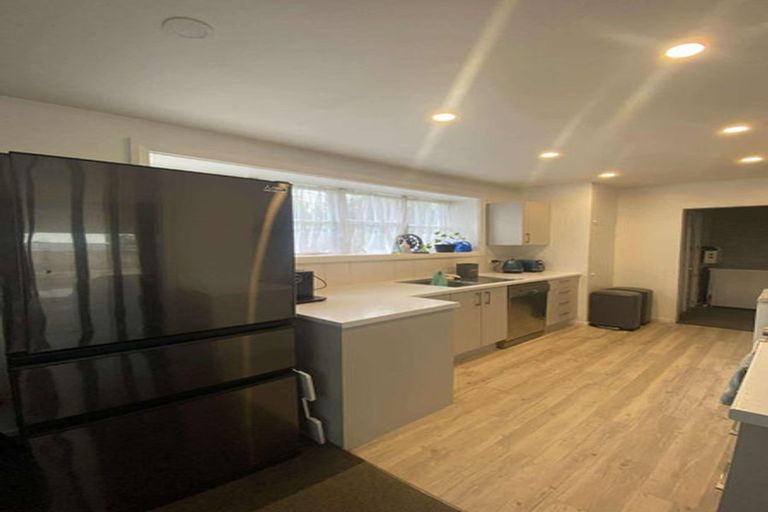 Photo of property in 2 Grosvenor Street, Redwood, Christchurch, 8051