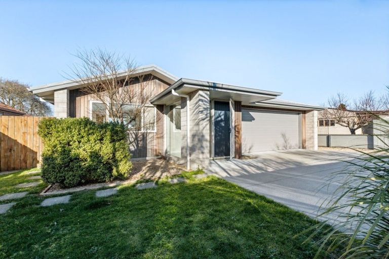 Photo of property in 14b Carisbrooke Street, Katikati, 3129