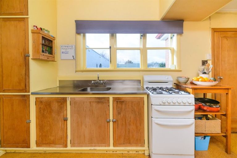 Photo of property in 22 Savage Crescent, West End, Palmerston North, 4412