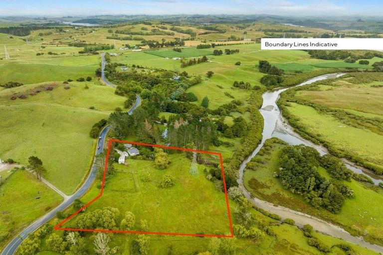 Photo of property in 72 Oneriri Road, Kaiwaka, 0573