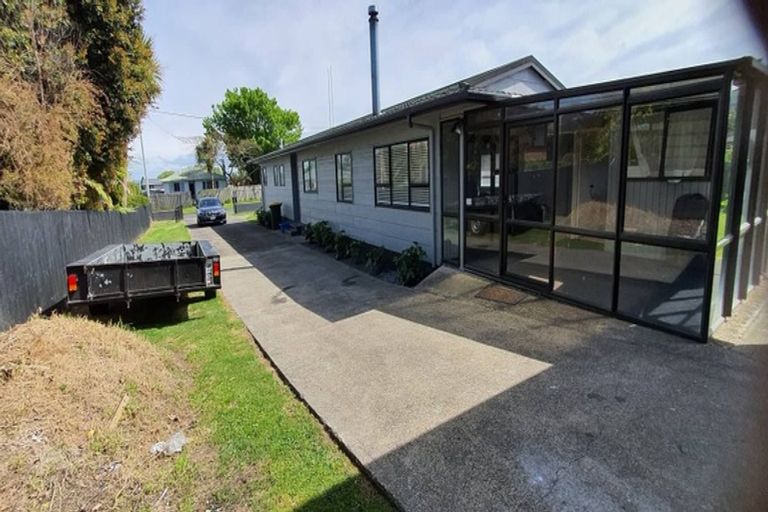 Photo of property in 28 Scott Avenue, Owhata, Rotorua, 3010