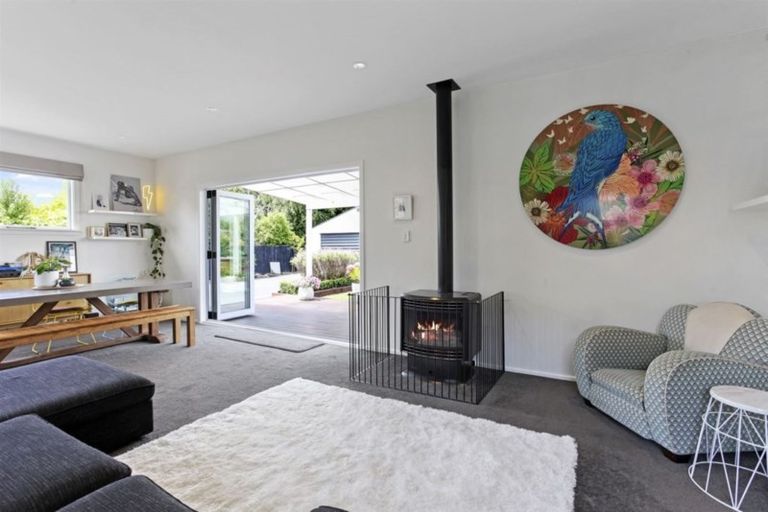 Photo of property in 16 Perry Street, Papanui, Christchurch, 8053