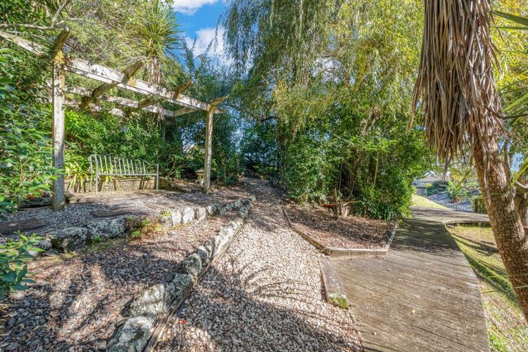 Photo of property in 306 Point View Drive, Dannemora, Auckland, 2016