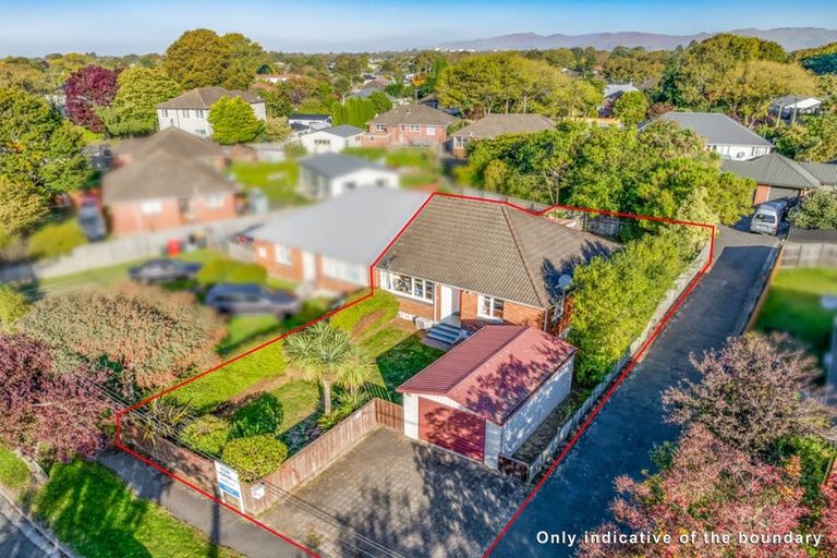 Photo of property in 35 Attlee Crescent, Bryndwr, Christchurch, 8053